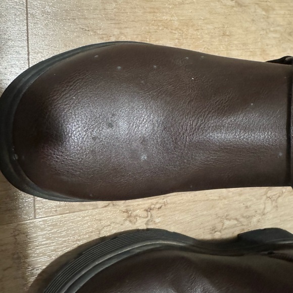 Kids Brown Boots - Picture 3 of 6